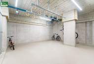 Exklusive Anleger-Erstbezugs-Wohnung mit 55 m² Wohnküche und großer Hof-Terrasse! Küche und Top Ausstattung inkludiert!