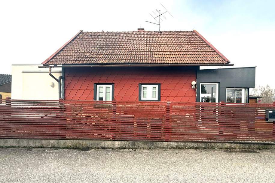 Charmantes Haus mit Garten und Entwicklungspotenzial, Haus-kauf, 289.000,€, 4963 Braunau am Inn