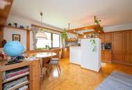 WOHNEN IM GRÜNEN – 242 m² WOHN-NUTZFLÄCHE – 3.903 m² GRUNDSTÜCK! Charmantes Einfamilienhaus voller Potenzial und zahlreicher Gestaltungsmöglichkeiten!