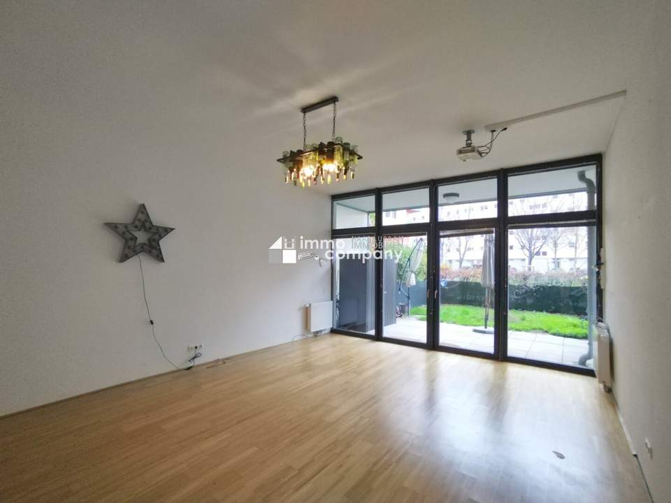 MAISONETTE - GARTENWOHNUNG mit 4 Zimmern - Terrasse -Loggia - inklusive 2 GARAGENSTELLPLÄTZEN - Top Anbindung!