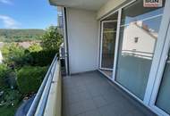 Schöne, geförderte 2 Zimmer- Wohnung mit Balkon