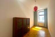 Nähe U6 und Yppenmarkt I Ruhelage I Lift vorhanden I Ankleidezimmer und separate Küche