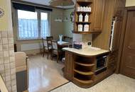 Vielseitiges Zweifamilienhaus in zentraler Lage von Asparn/ Zaya – ideale Gelegenheit für Familien und Mehrgenerationenwohnen