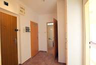 SCHÖNE 3/4-ZIMMERWOHNUNG MIT LOGGIA