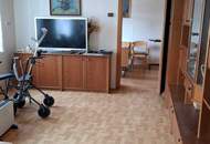 Stilvolles Wohn-Bauernhaus mit Nebengebäuden und Grüngarten!