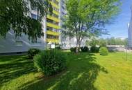 Wels : Preisgünstige 92m² Familienwohnung mit Loggia und Kfz Abstellplatz !