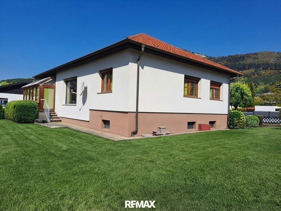Charmanter, familienfreundlicher Bungalow mit Wintergarten und Sauna! Wohnen und Entspannen in Grünbach am Schneeberg!