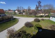 Großes Wohnhaus, großer Garten, große Maschinenhalle