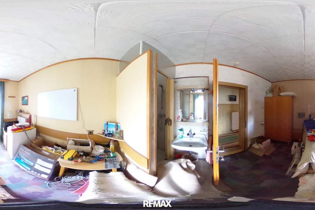 Großes Potential für ein Einfamilienhaus oder Wohnungsbau mit fantastischer Aussicht in Velden am Wörthersee