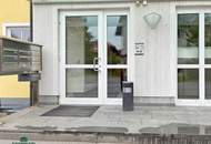 Großzügige Büroeinheit mit Parkmöglichkeiten und Halle mit Rolltor