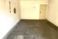 Schöne 2-Zimmer-Wohnung mit West-Loggia und Garage