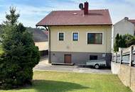 Einfamilienhaus mit großem Grund