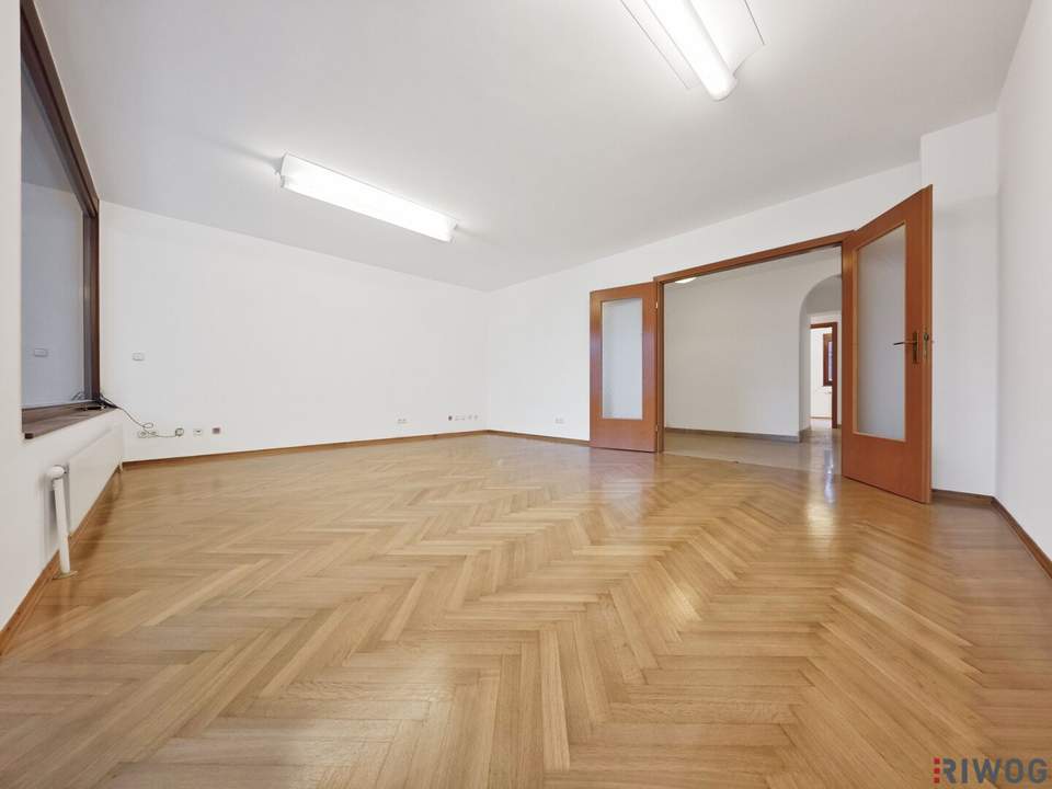 117m² Wohnung mit 4 Zimmern und Balkon | ruhige Lage | alle Räume zentral begehbar