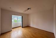 Licht & Lage – 4-Zimmer-Wohnung mit Erker und urbanem Komfort