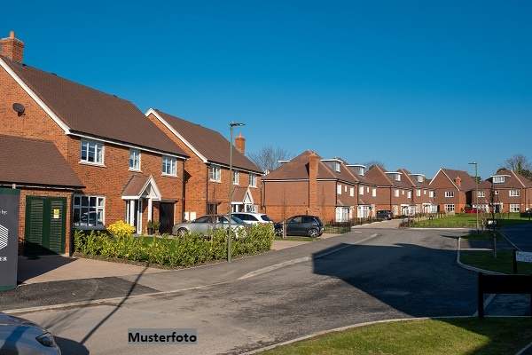 Modernes Einfamilien-Reihenhaus mit Kellerabteil, Garten und sehr gutem Erhaltungszustand