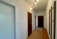 Zentrale Lage Graz St. Peter: 2,5-Zimmer-Wohnung mit Loggia und Blick ins Grüne!