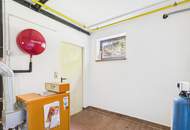 Sanierungsbedürftiges Haus mit schöner Aussicht in ruhiger Lage in Oberkirchbach zu kaufen!