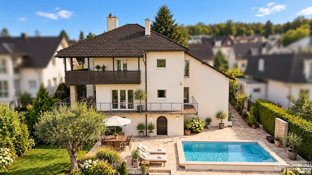 AM LAINZER TIERGARTEN | ARCHITEKTENVILLA MIT POOL – AUSSERGEWÖHNLICHE ARCHITEKTUR IN EXKLUSIVER GRÜNLAGE | ZELLMANN IMMOBILIEN
