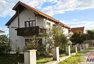 Preiswertes Familienhaus mit viel Platz für Groß und Klein!