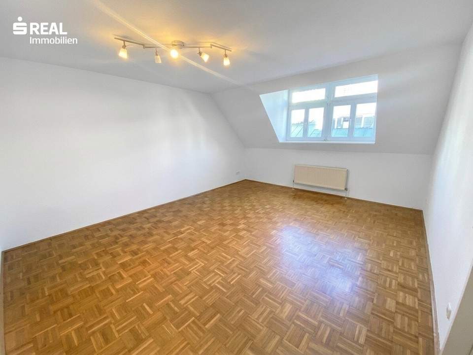 Dachgeschoss - 1,5 Zimmer - befristet 5 Jahre