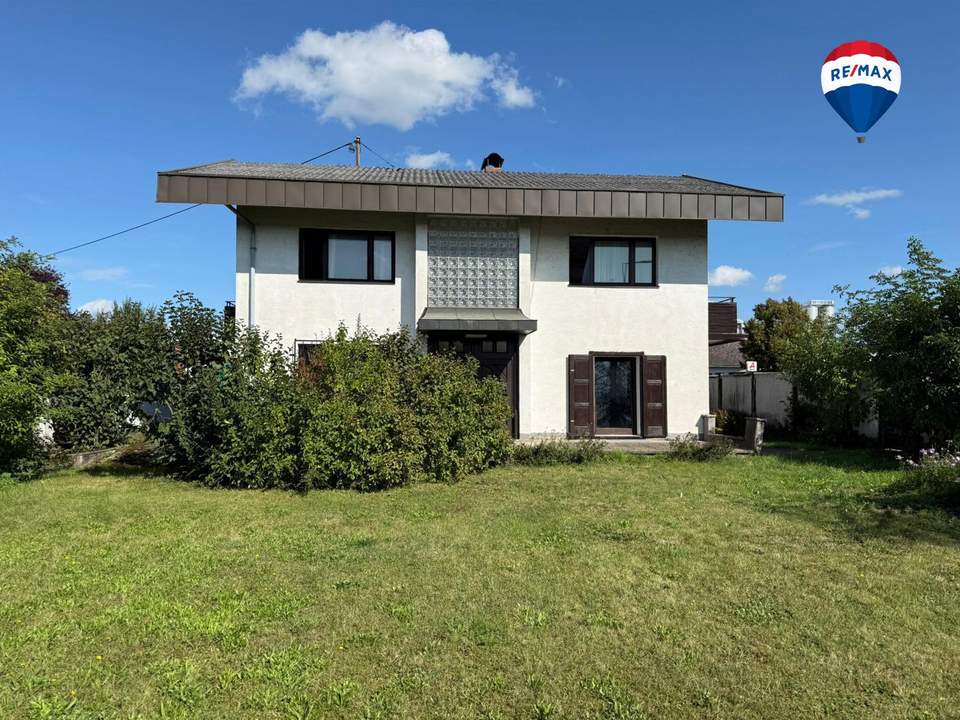Großzügiges Haus mit Potenzial und verschiedenen Nutzungsmöglichkeiten