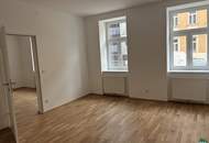 Erstbezug nach Sanierung – Charmante 2-Zimmer-Altbauwohnung