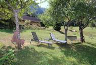 chaletartige Wohnung mit riesigem Garten, beinahe ein ganzes Haus