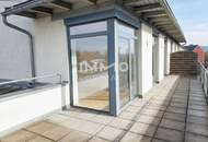 Helle Dachterrassen-Wohnung im Zentrum der Stadt St. Valentin