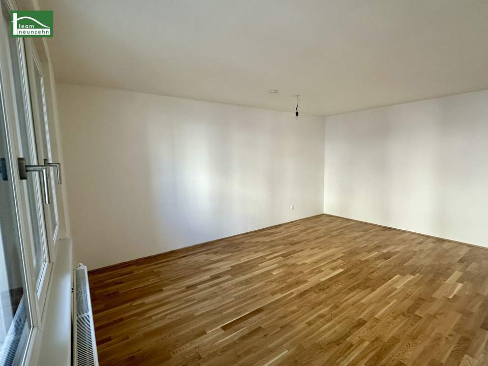Geräumige 2-Zimmer Wohnung inkl. Einbauküche und Freifläche - ab sofort verfügbar!