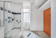 Sanierungsbedürftiger Zwei-Zimmer-Altbau - Lage mit guter Infrastruktur!