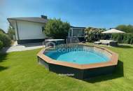 Moderner Bungalow in Strasshof: Pool, 151m², Garten, 2 Garagen, Top Ausstattung!