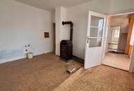 Charmanter Dreikant Hof mit Potenzial!