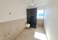 Exklusive Doppelhaushälfte mit Pool, Garten u. Garage