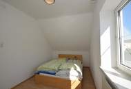 Ein-/Mehrfamilienhaus mit gepflegtem Garten