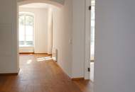 Großzügige Erdgeschosswohnung in einer schönen Villa am sonnigen Mondsee zu vermieten (Optional: Wohnen und Arbeiten unter einem Dach)