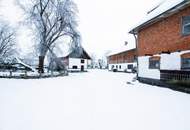 Grundstück mit altem, historischem Landhaus