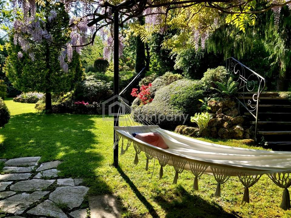 HEUTE VERLIEBEN UND IN DREI JAHREN EINZIEHEN - Einfamilienhaus mit Gartenparadies in Grünlage!