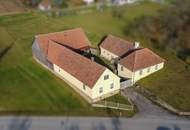 Sanierungsbedürftiger Bauernhof mit großem Grundstück