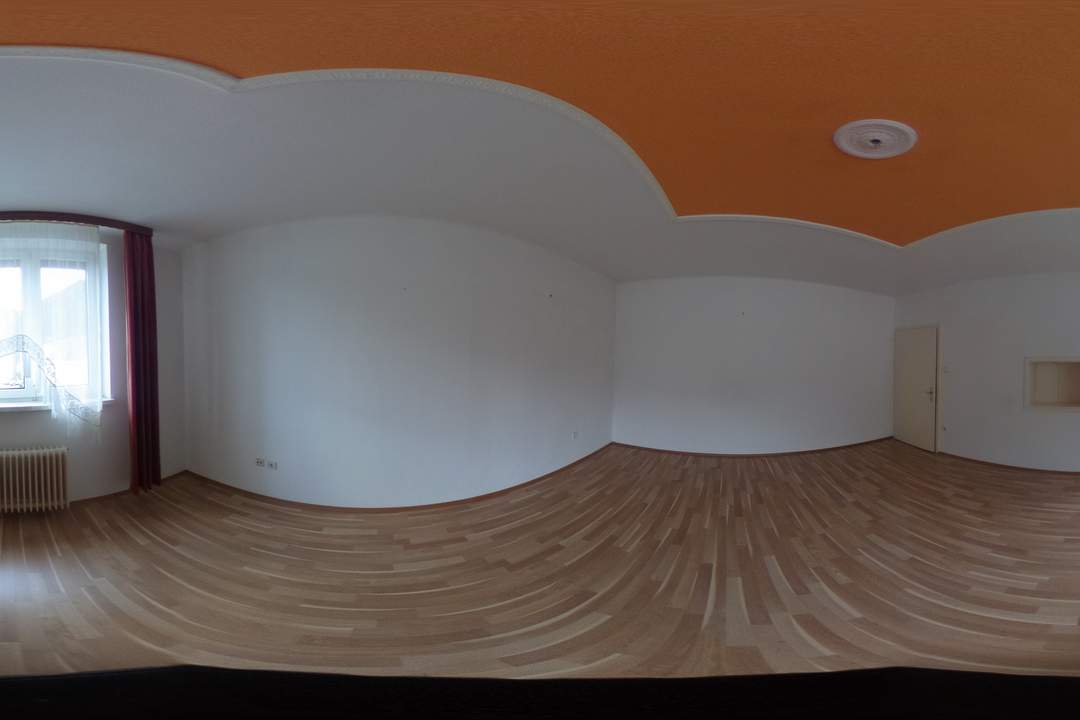 Schöne 3-Zimmer- Wohnung in ruhiger Wohnlage mit Balkon und Lift