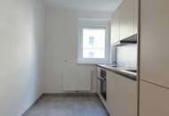 Erstbezug nach Sanierung * 3 Zimmer Wohnung mit Balkon in ruhiger Lage