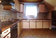 GEDIEGENES HAUS MIT ZWEI WOHNEINHEITEN UND GROSSEM GARTEN!