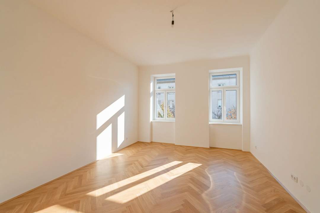 +.+NEU+.+ Großartiger 2-Zimmer Altbau-Erstbezug mit Balkon!