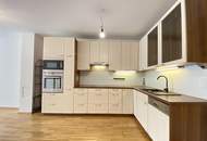 3 ZIMMER GARTENWOHNUNG | RUHE | VIEL STAURAUM | TERRASSE | 2 WC | GARAGE | EINBAUKÜCHE