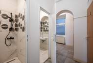 **Hannovermarkt** Renovation Opportunity: Charming 3-Room Period Apartment with Balcony and Airbnb Potential