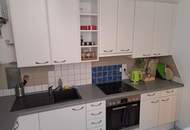 "elegante 3 Zimmer Altbau in Zentrumsnähe!"