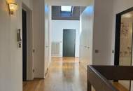 "Einfamilienhaus mit 1110m² Grund mitten im Ort!"