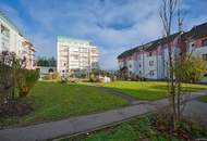 Sonnige 3-Zimmer Wohnung mit Blick ins Grüne, Loggia, Kellerraum und Tiefgaragenstellplatz.