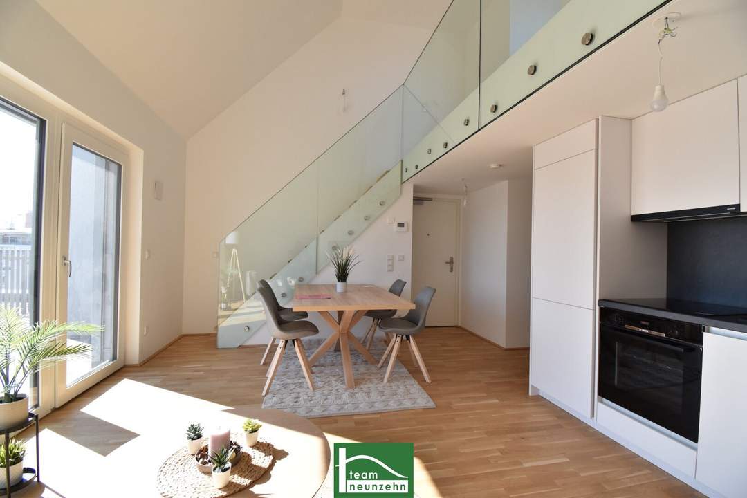 Ihre Mieter werden sich freuen - Helle DG-Wohnung mit großer Südterrasse und Küche unweit der U-Bahn U1