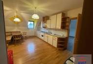 Stadthaus mit zwei Wohneinheiten, ruhigem Hof und Garten in Zentrumsnähe von Horn!