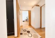 Exklusive, hochwertig kernsanierte Wohnung in begehrter Lage von Saggen